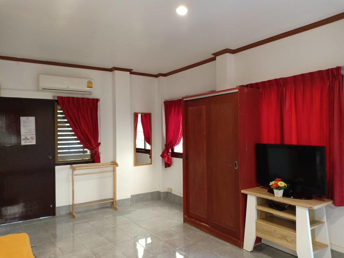 Kookkai House Patong Exterior foto