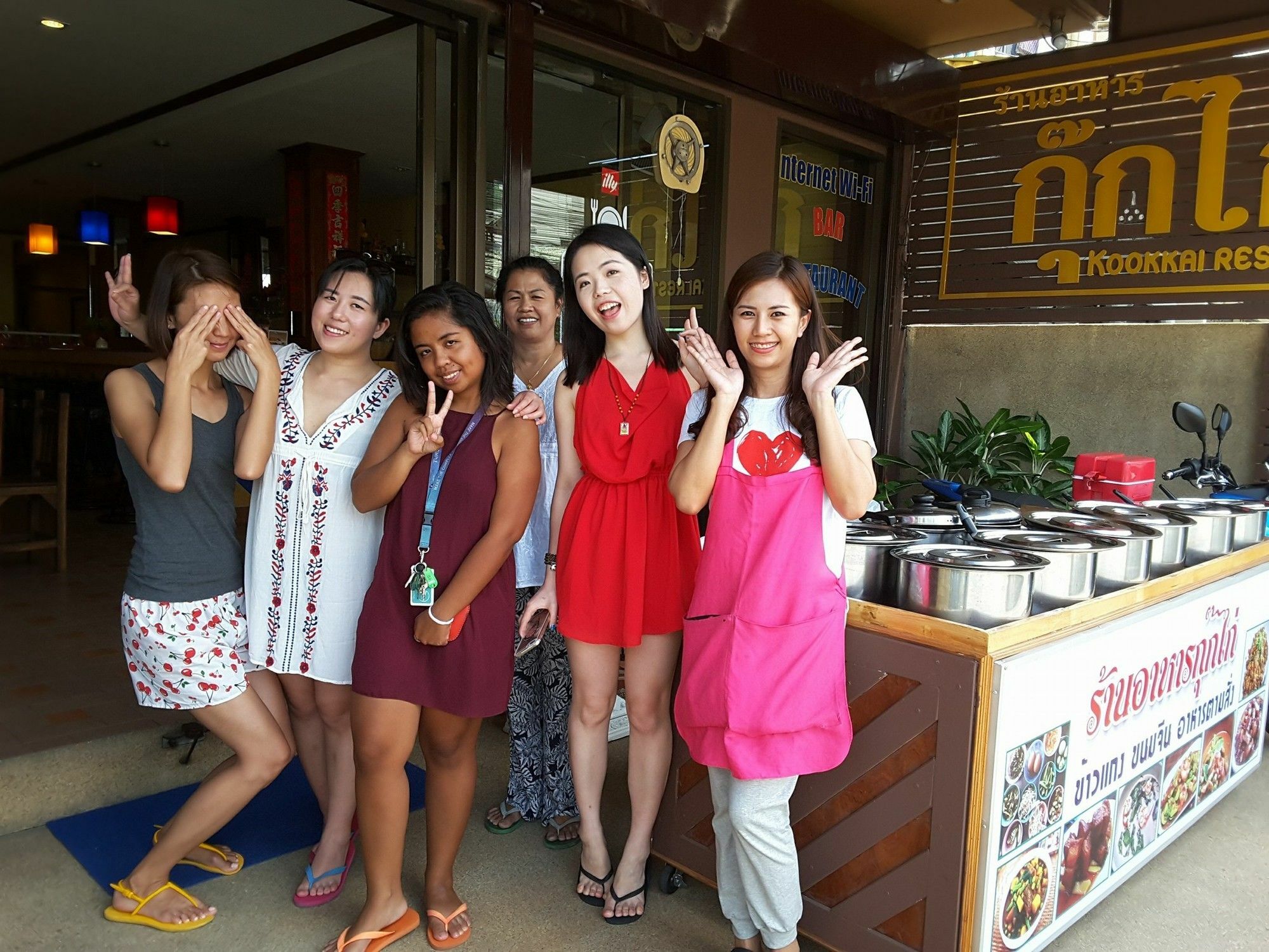 Kookkai House Patong Exterior foto