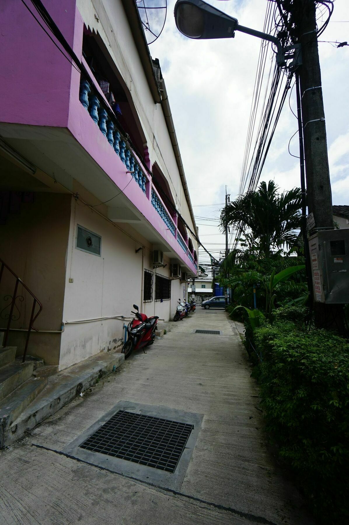 Kookkai House Patong Exterior foto